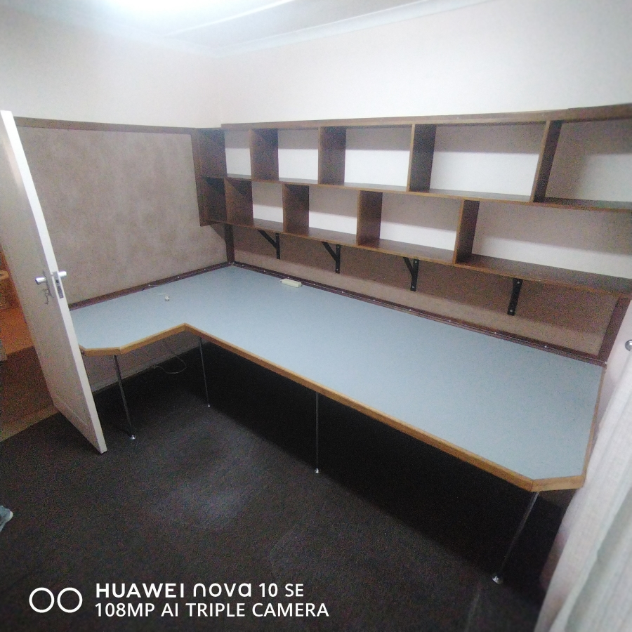 To Let 4 Bedroom Property for Rent in Bergsig Free State